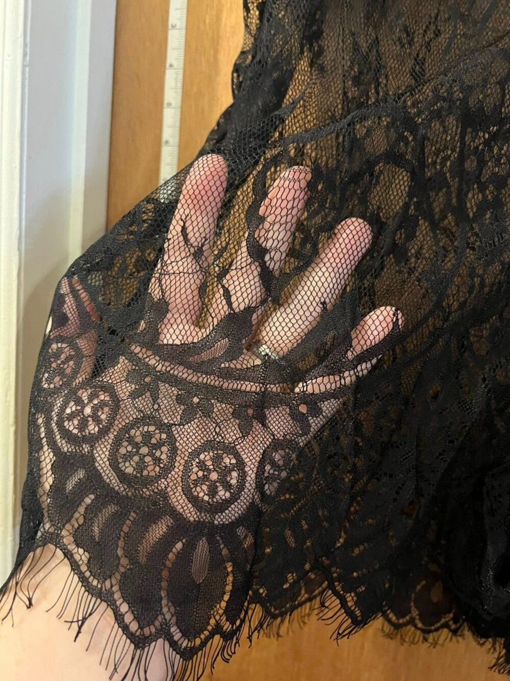 Size 26 - Shein - NWT - Black Lace Shorts - Picture 4 of 8